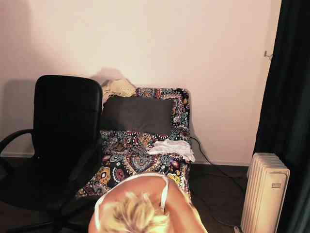 AngelaAngela webcam