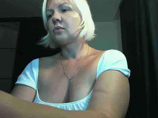 AngelaAngela webcam