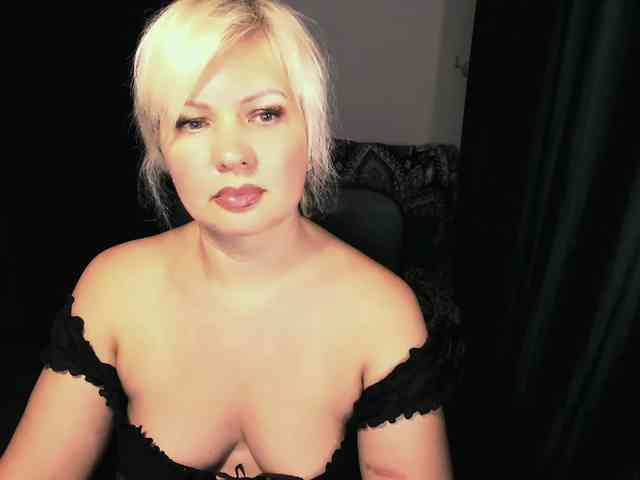 AngelaAngela webcam