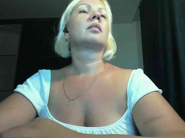 AngelaAngela webcam
