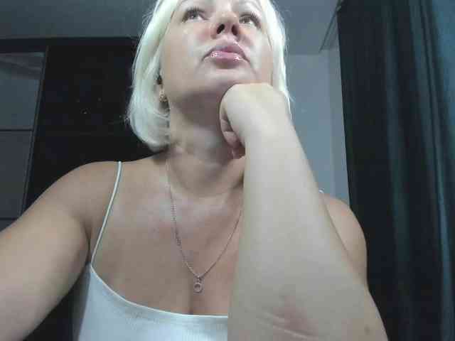 AngelaAngela webcam