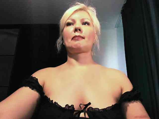 AngelaAngela webcam