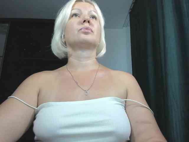 AngelaAngela webcam