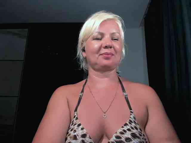 AngelaAngela webcam