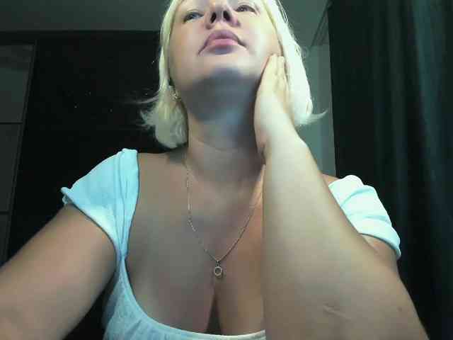 AngelaAngela webcam