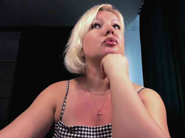 AngelaAngela webcam