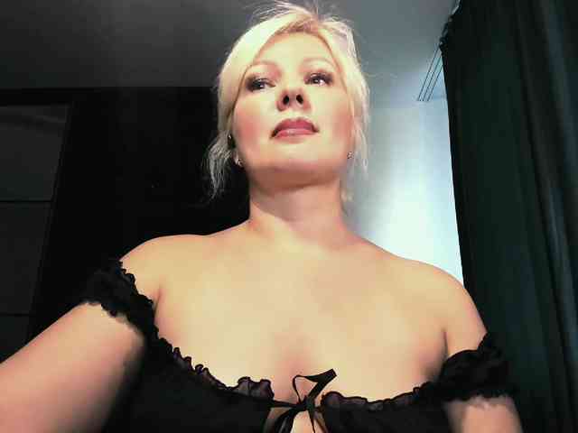AngelaAngela webcam