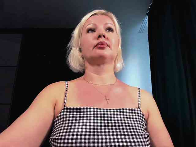 AngelaAngela webcam