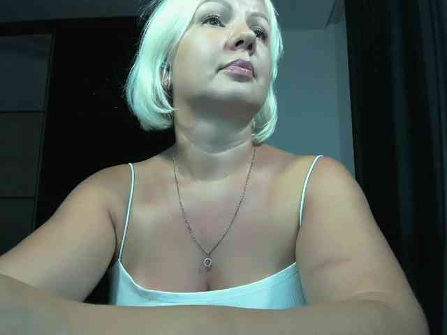 AngelaAngela webcam