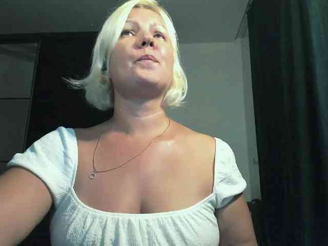 AngelaAngela webcam