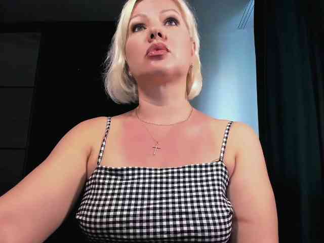 AngelaAngela webcam