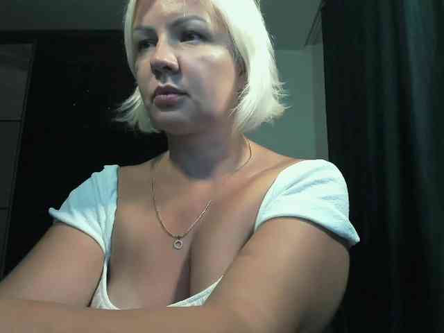 AngelaAngela webcam