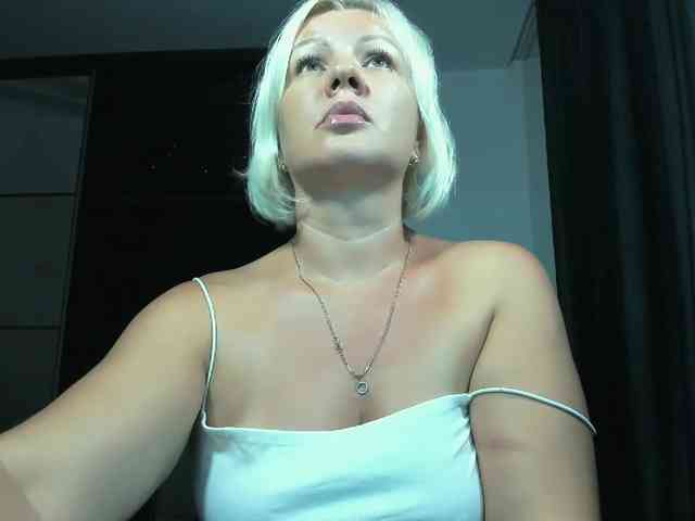 AngelaAngela webcam