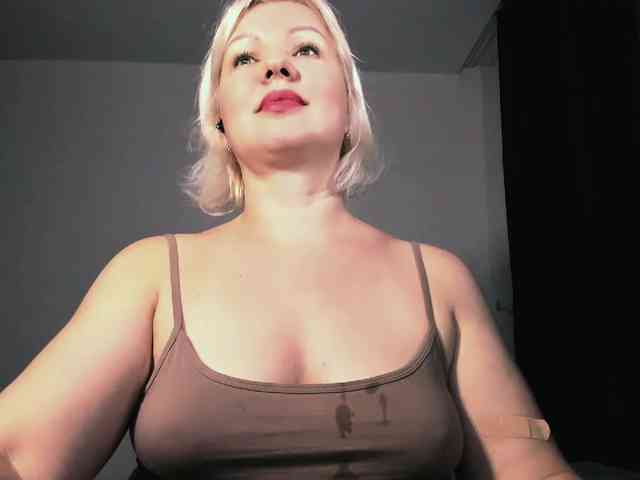 AngelaAngela webcam