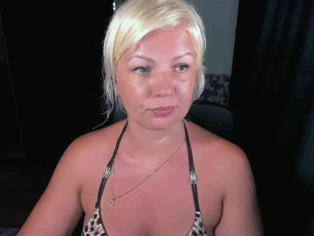 AngelaAngela webcam