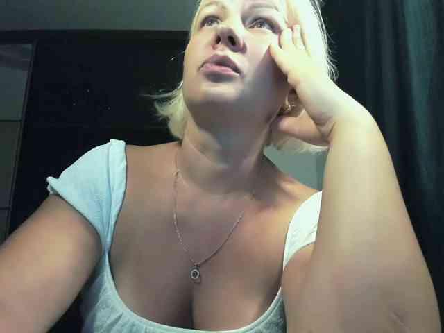 AngelaAngela webcam
