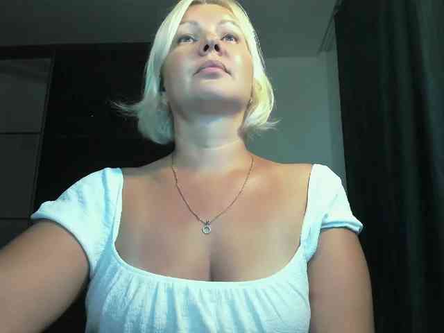 AngelaAngela webcam