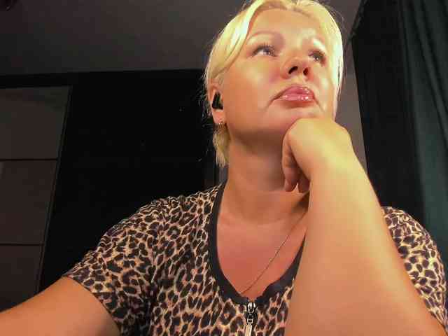 AngelaAngela webcam