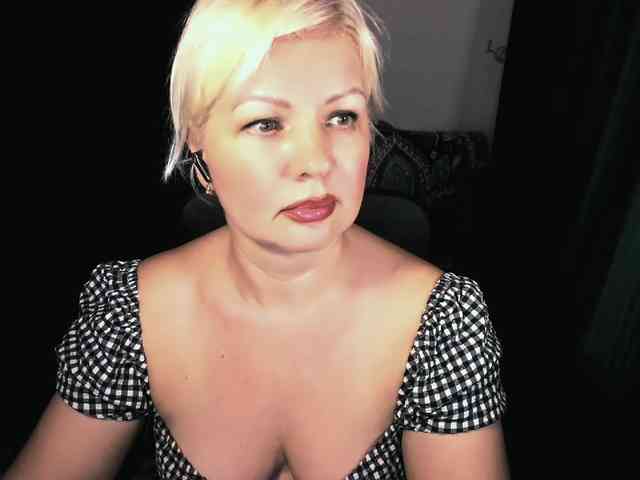 AngelaAngela webcam