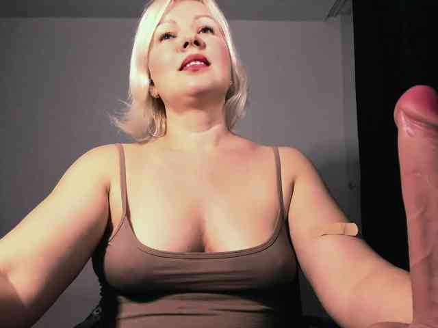 AngelaAngela webcam