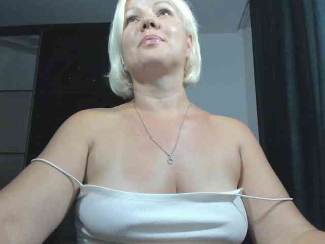 AngelaAngela webcam