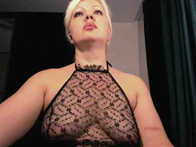 AngelaAngela webcam