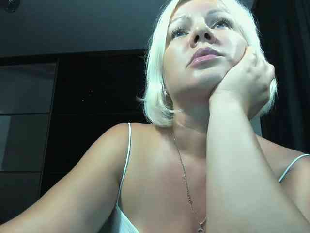 AngelaAngela webcam