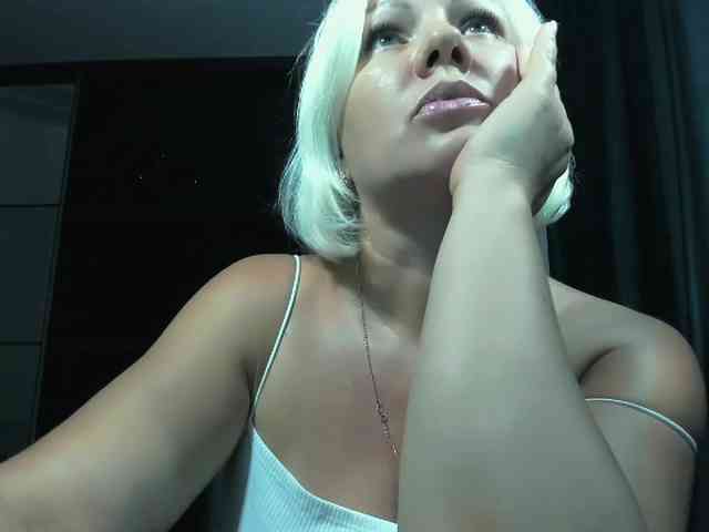 AngelaAngela webcam