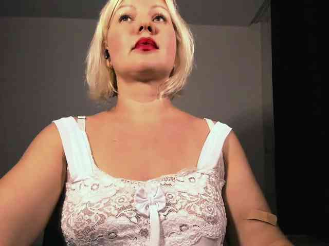 AngelaAngela webcam