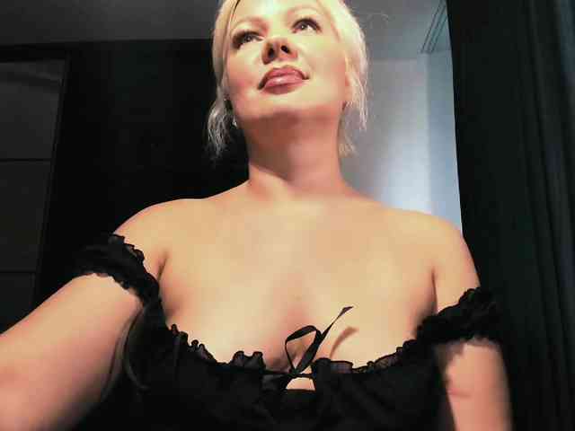 AngelaAngela webcam