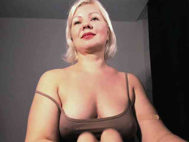 AngelaAngela webcam