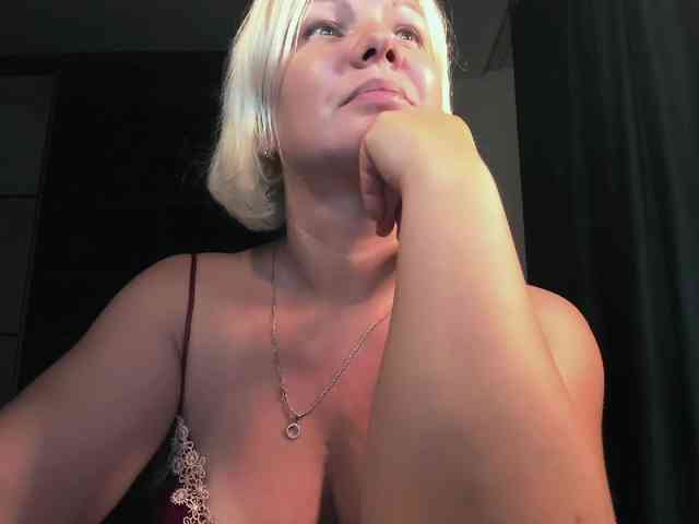 AngelaAngela webcam