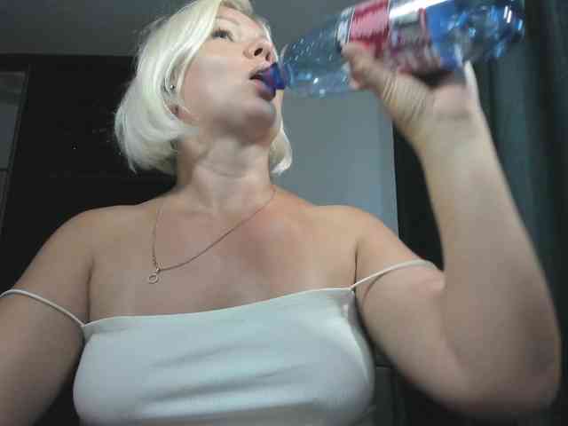 AngelaAngela webcam