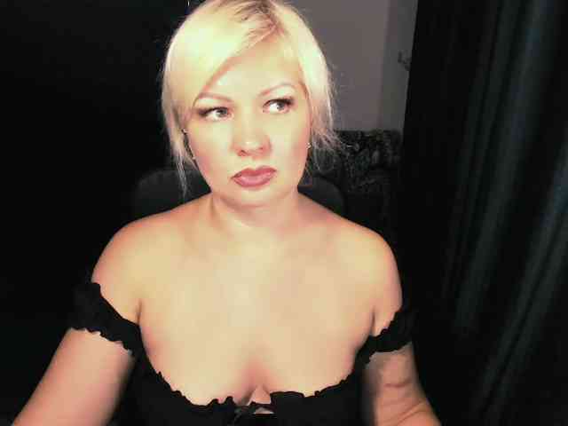 AngelaAngela webcam