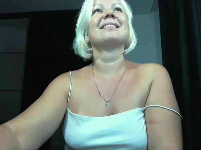 AngelaAngela webcam