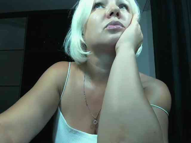 angelaangela's live room
