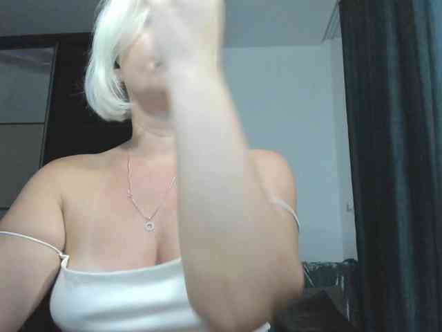 AngelaAngela webcam