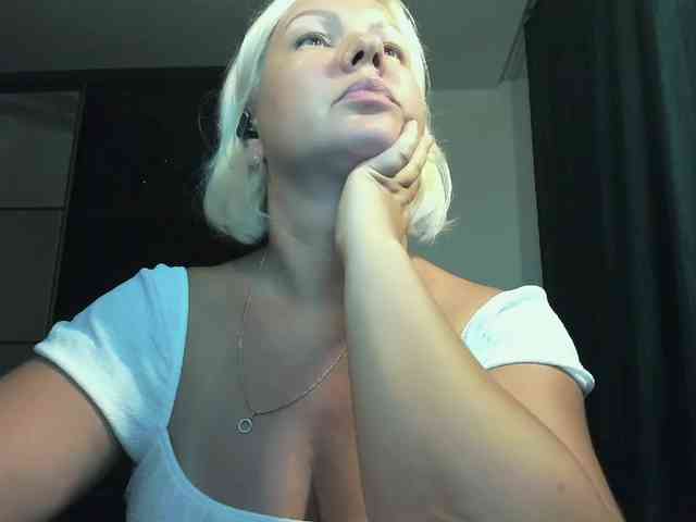 AngelaAngela webcam