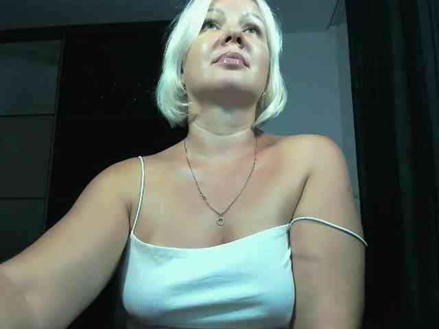 AngelaAngela webcam