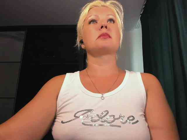 AngelaAngela webcam