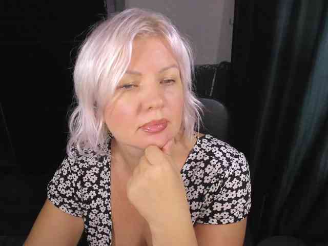 AngelaAngela webcam