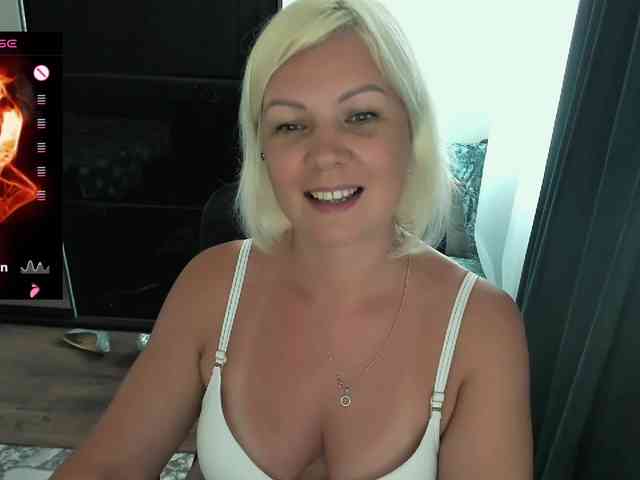 AngelaAngela webcam