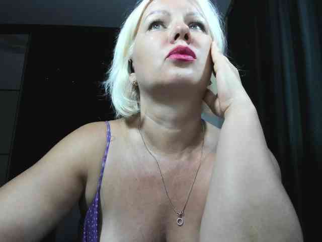 AngelaAngela webcam