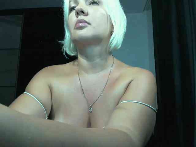 AngelaAngela webcam