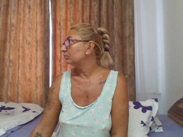 ChaudeEvely