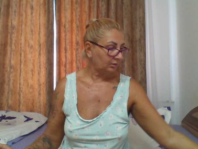 ChaudeEvely