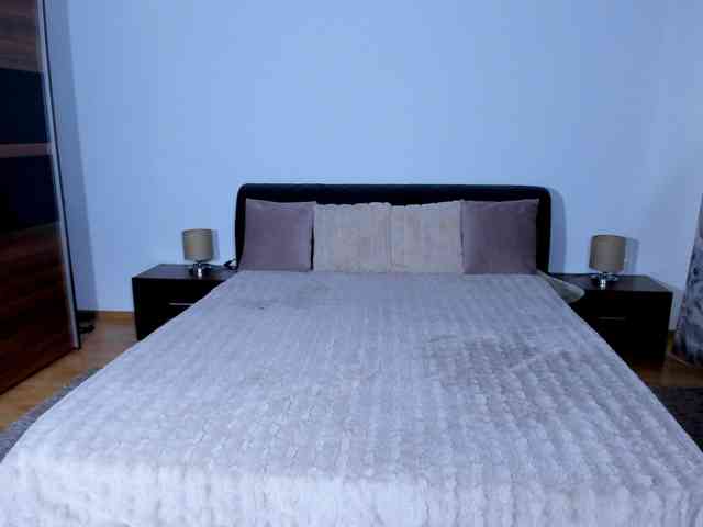 AnaBrown webcam