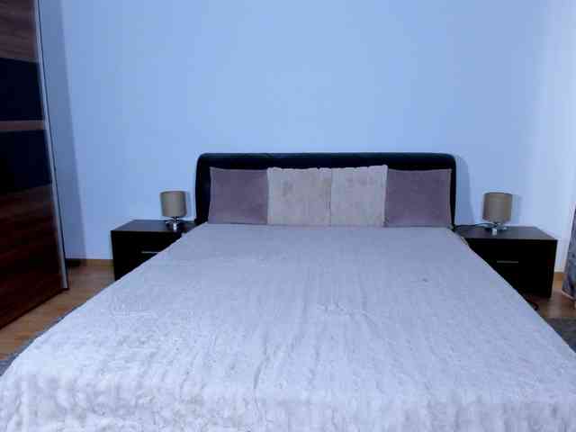 AnaBrown webcam