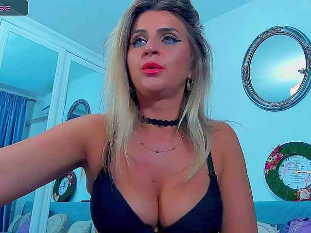 MissLusy webcam