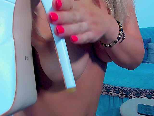 MissLusy webcam
